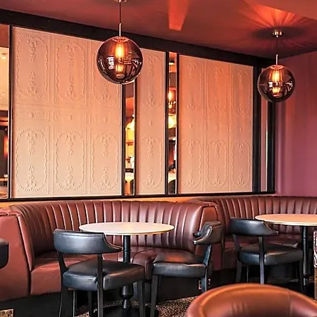 Talbot Hotel 4*